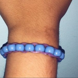 Blue beads with purple bands bracelet